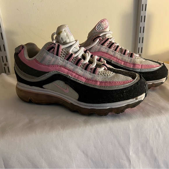 nike air Shoes - Nike Air Max Sneakers Size 5.5 Women's Retro Pink White Black Running Shoes